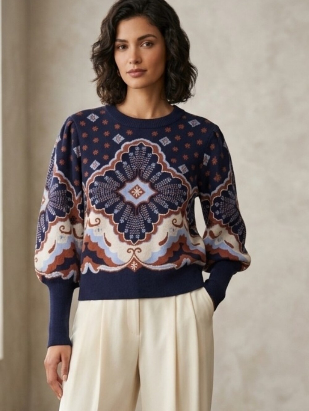 T Tahari Navy Rust Cream Medallion Pattern Balloon Sleeve Sweater Size M